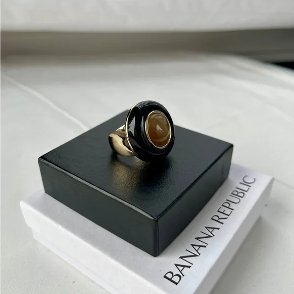 Banana Republic Tiger’s Eye Cocktail Ring, size 6 - Picture 8 of 10